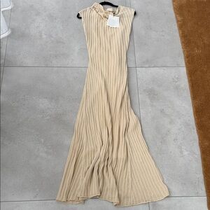 DISSH Bowie Natural Knit Maxi Dress